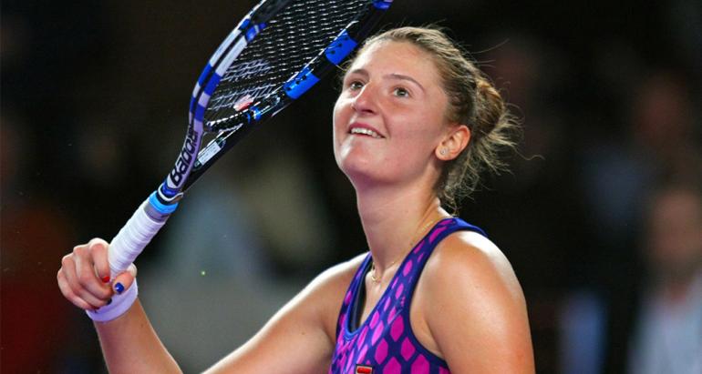 Irina Begu a eliminat-o pe Azarenka şi s-a calificat în optimile turneului de la Roma
