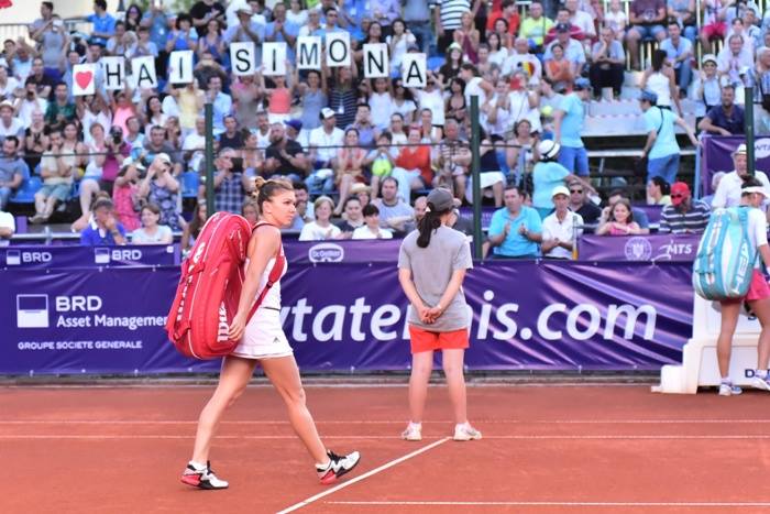 Simona Halep, susţinută de fani la BRD Bucharest Open